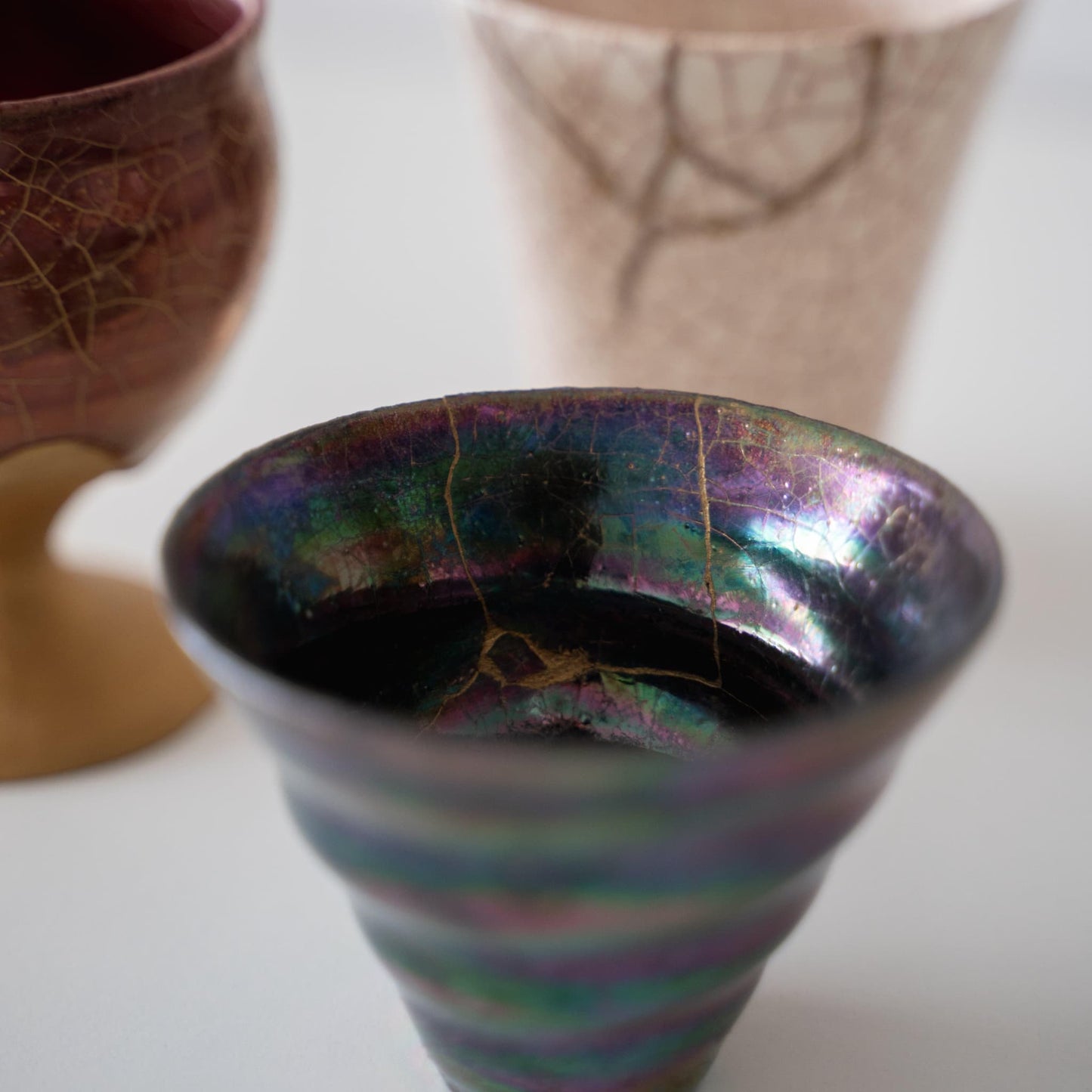 Kintsugi Sake Cup: "Colored Clay Luster" Close-up with Gold Repair