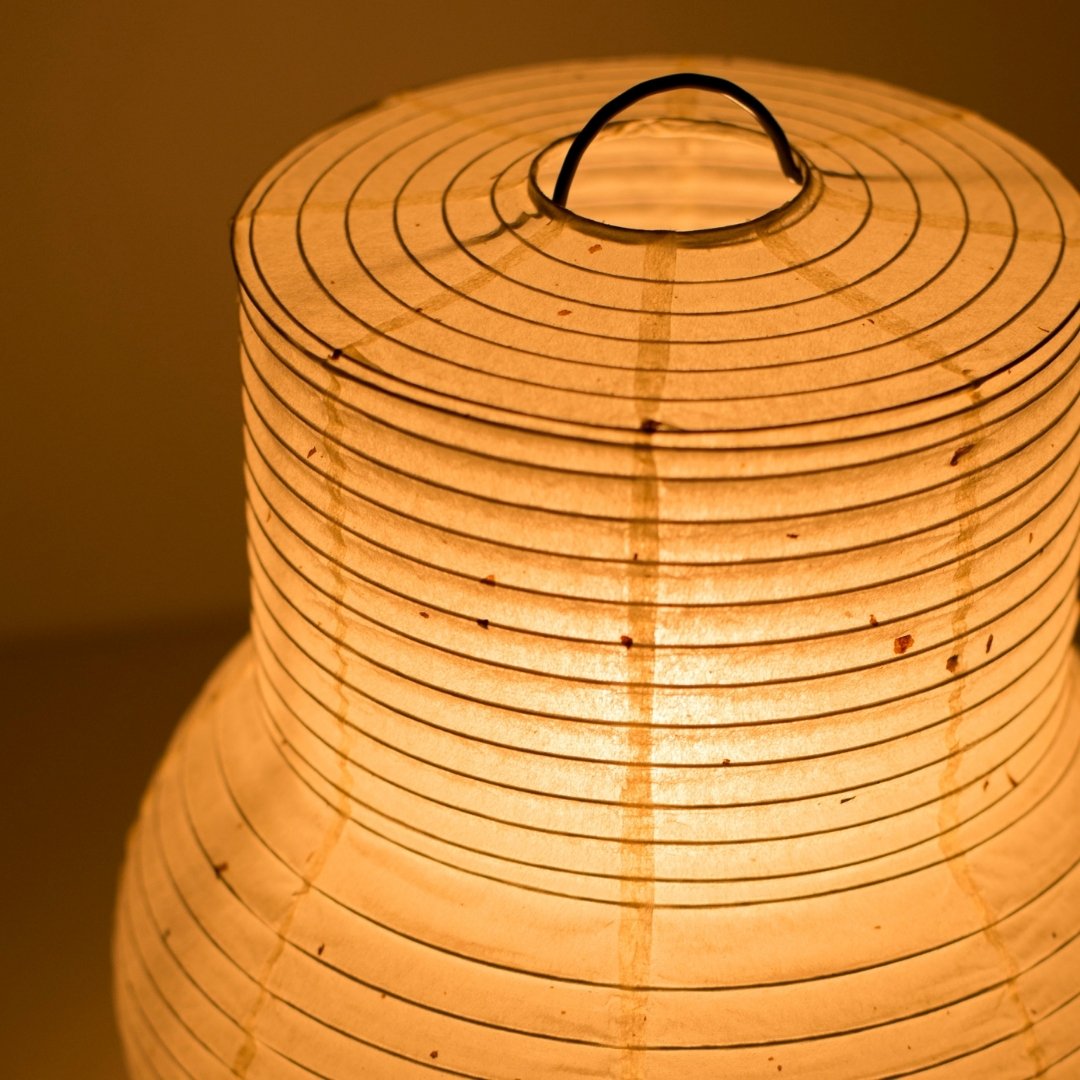 Japanese Paper Table Lamp "PAPERSON 02" – Elegant, Portable Paper Lamp Creating Warm Atmosphere, Perfect for Bedrooms
