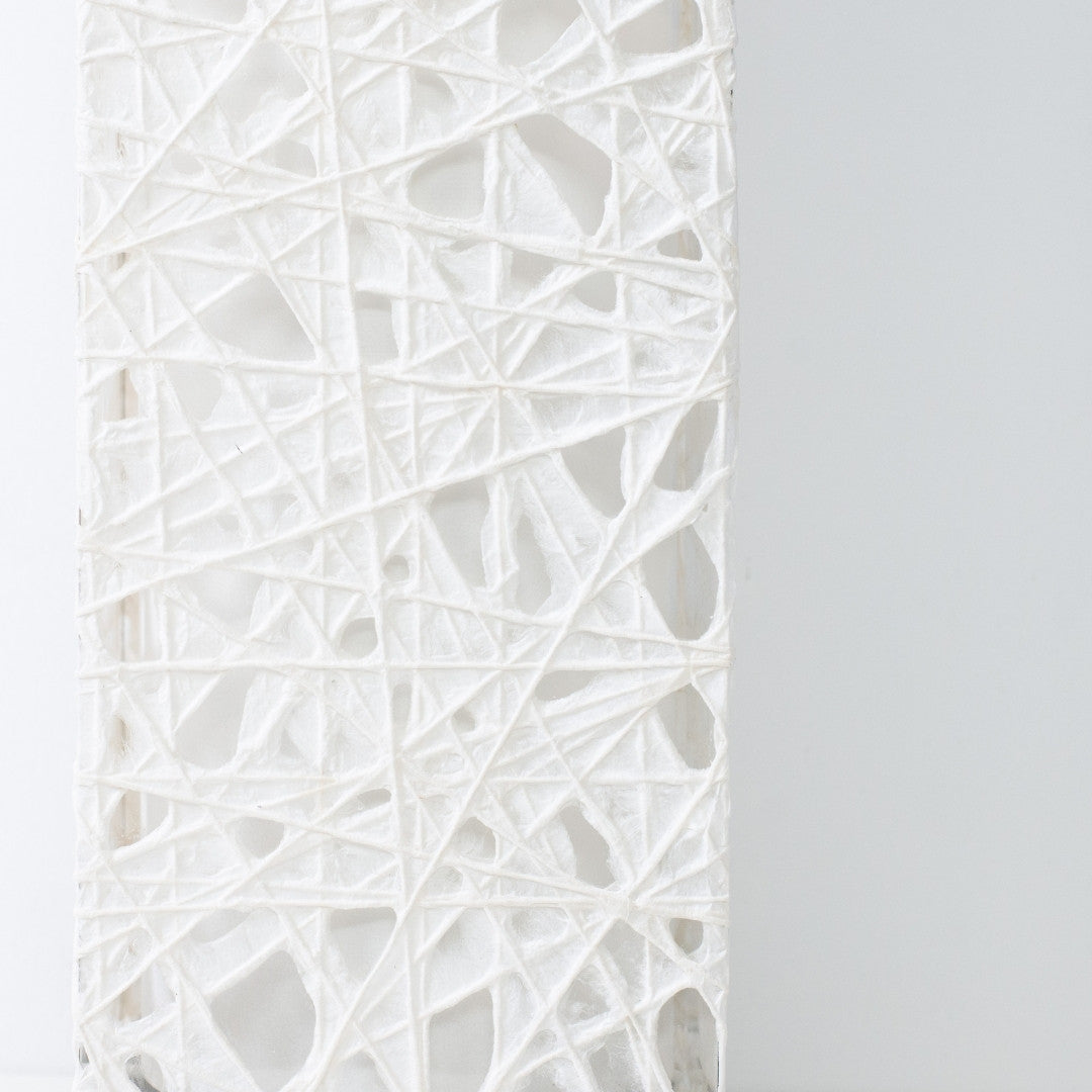 Close-up of white Japanese paper floor lamp ME-LOOK 01, Melook washi web texture detail