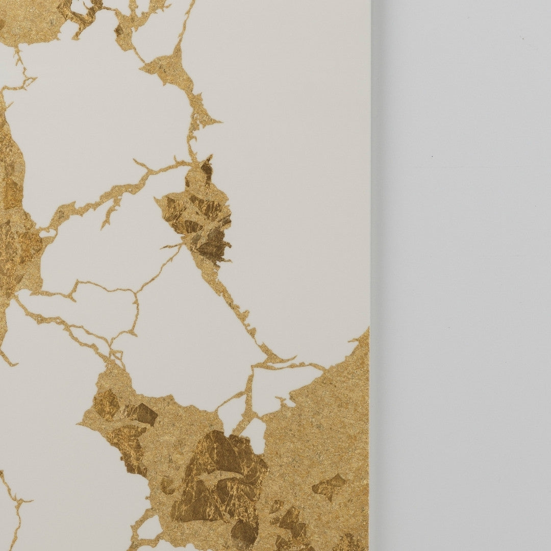 Close-up of Japanese wall art Kintsugi white large – elegant gold leaf wabi sabi decor