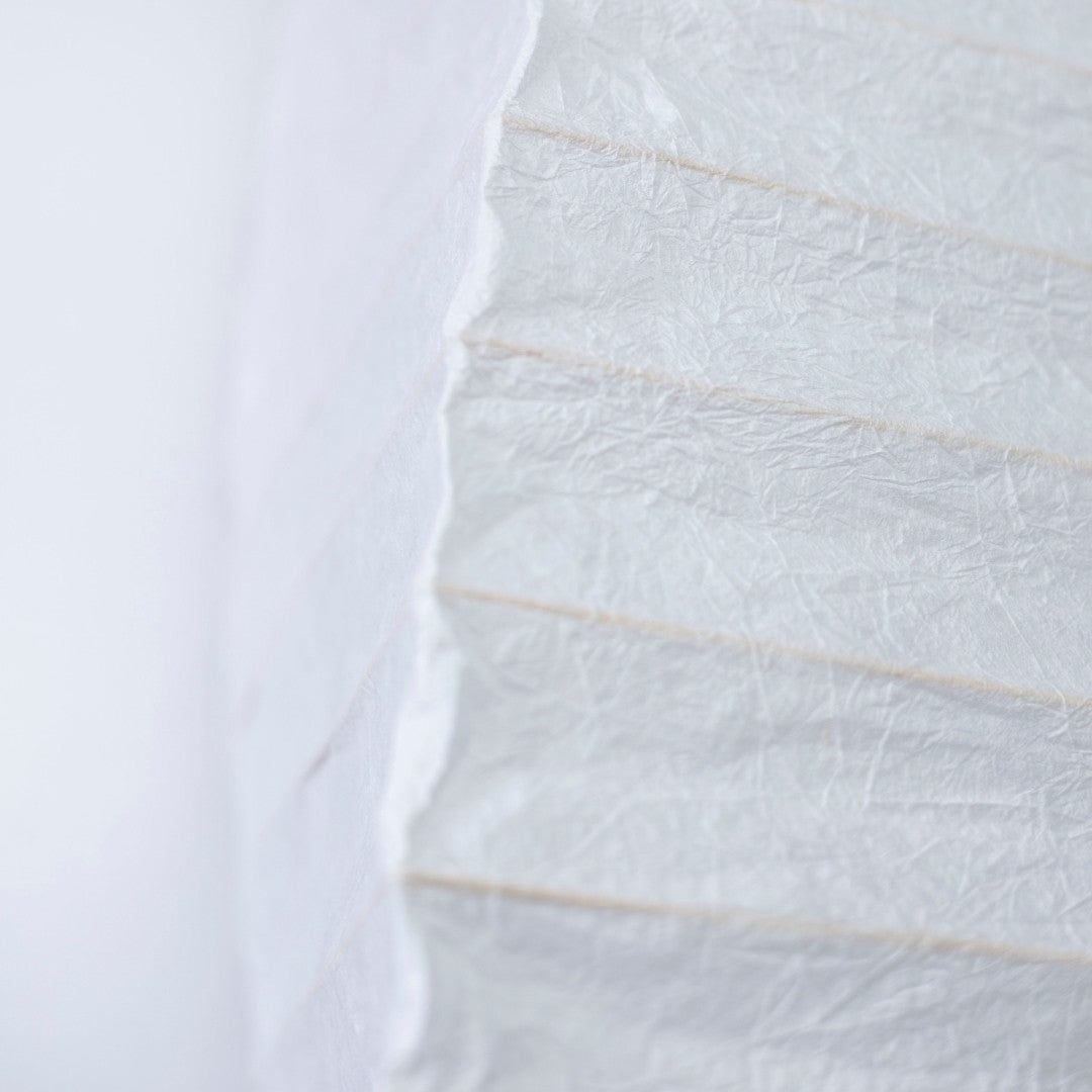 Japanese Washi Paper Floor Lamp "Momi Washi 01" – A high-quality white washi paper standing lamp