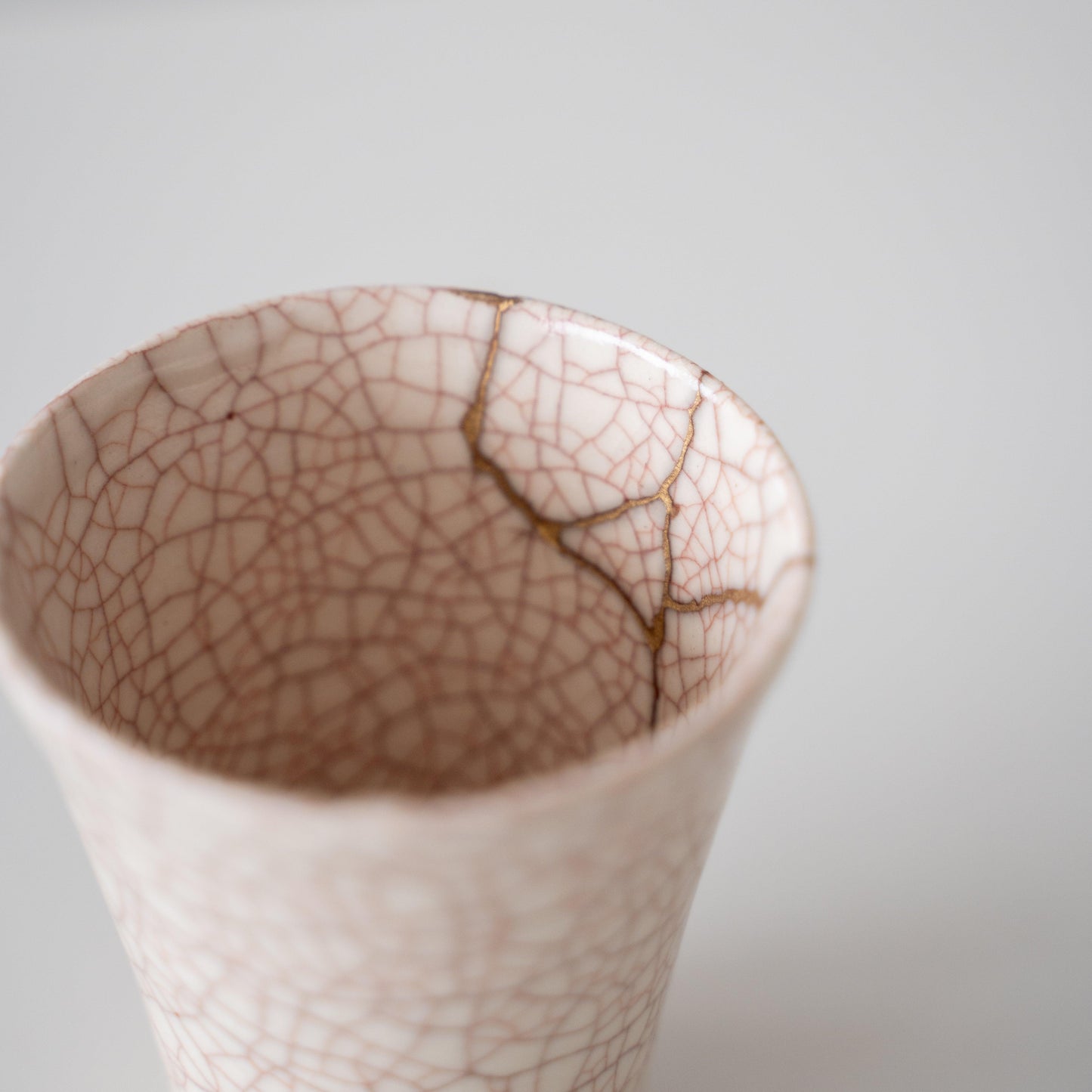 Kintsugi Cup "Vermilion Crackle" 03 with a Paulownia Wood Box