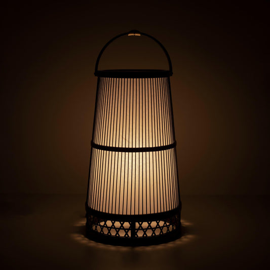 Japanese lamp crafted with 800-year-old Shizuoka bamboo artistry. Delicate bamboo strips create intricate patterns, casting a warm glow through Japanese paper.