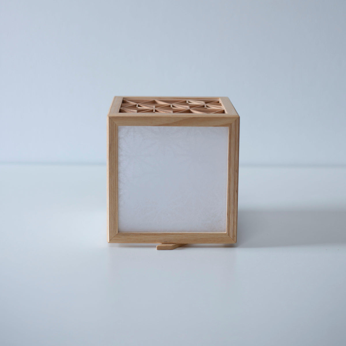 Japanische Kumiko Lampenschirm "Asanoha"