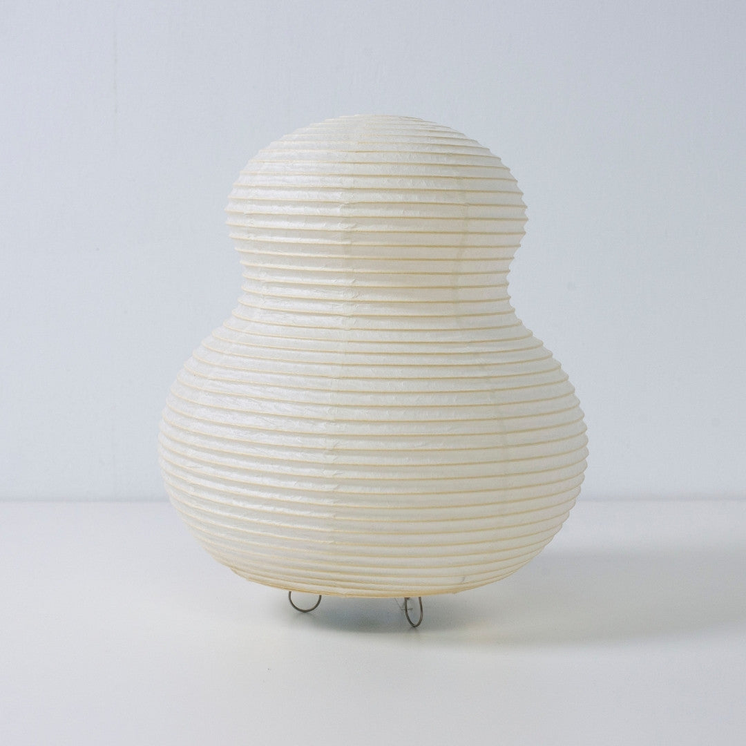 Japanese paper floor lamps "paper moon 02" – sculptural curved Mino Washi Japanese floor lamp