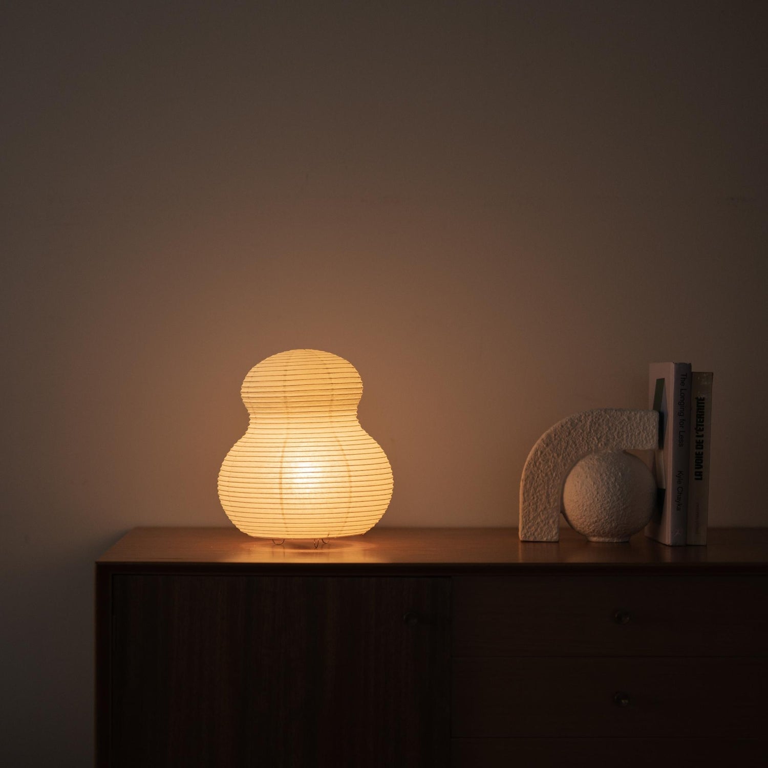Japanese Paper Floor Lamp Paper Moon 02 – Curved Washi Lamp for Japandi Living Room