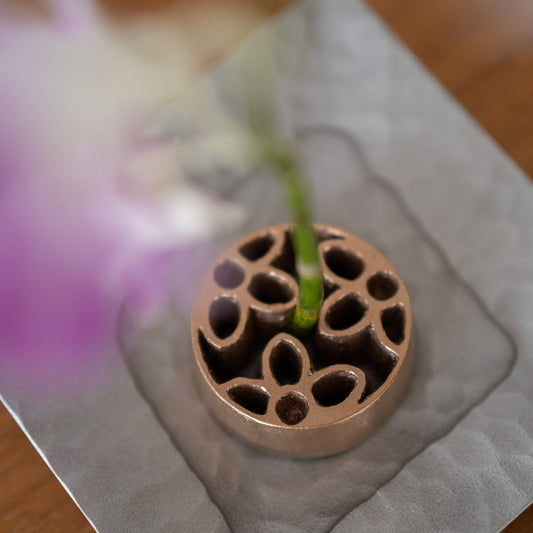 Japanese Pinless Kenzan “Garden” L for Ikebana | Bronze Flower Frog for Japanese Vases