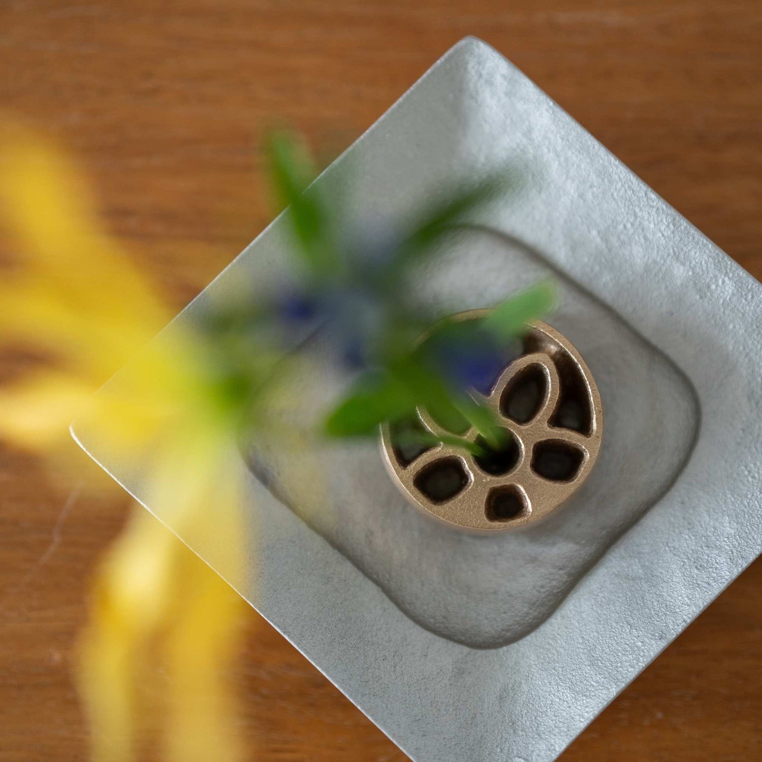Japanese Pinless Kenzan “Garden” S for Ikebana | Bronze Flower Frog for Japanese Vases