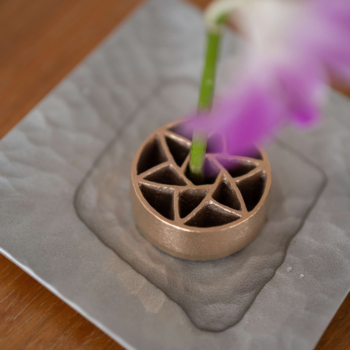 Japanese Pinless Kenzan “Hana” L for Ikebana | Floral Bronze Flower Frog for Japanese Vases
