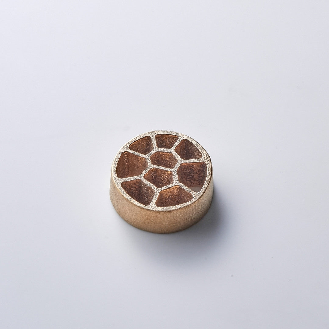 Japanese Pinless Kenzan "Voronoi" S – Compact ikebana tool for Japanese flower arrangement