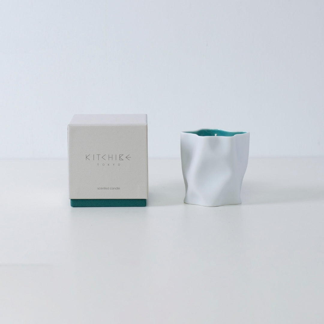 Japanese candle IKEBANA in ceramic vessel, floral scented candle with traditional incense notes