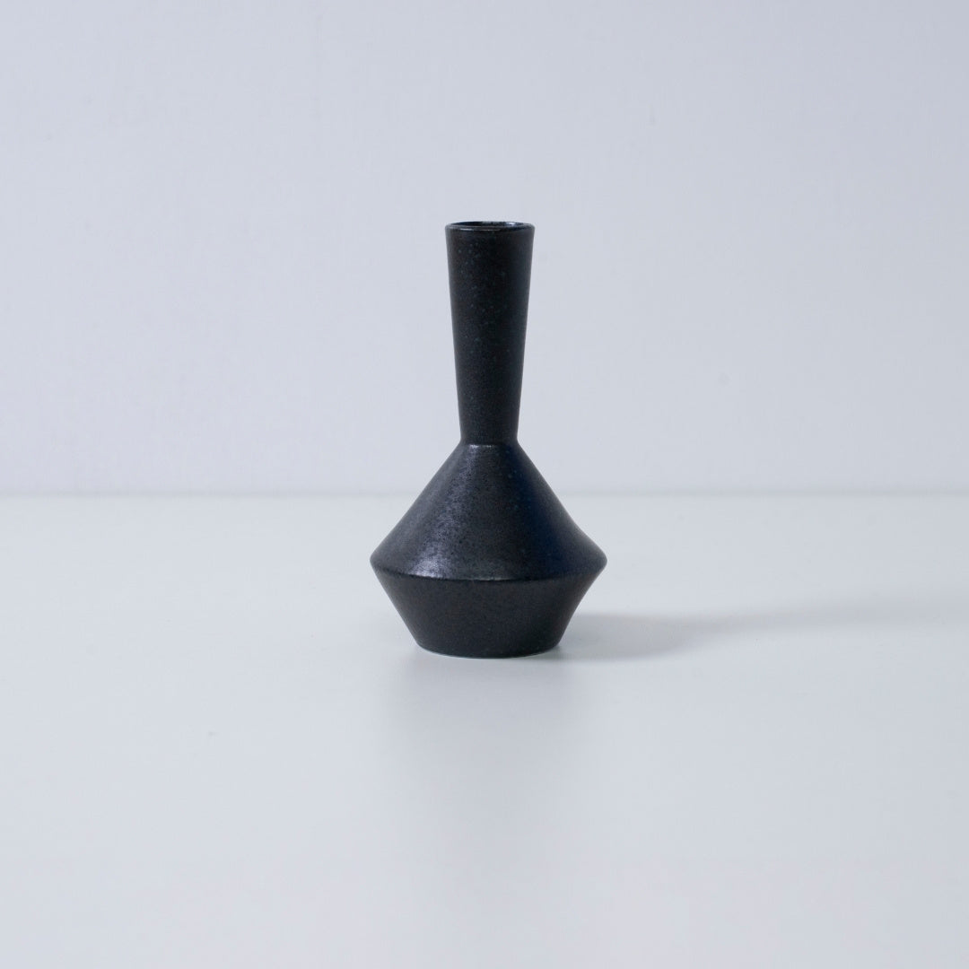 Black Japanese single flower vase “Frustum” – modern Mino ware vase for minimalist ikebana