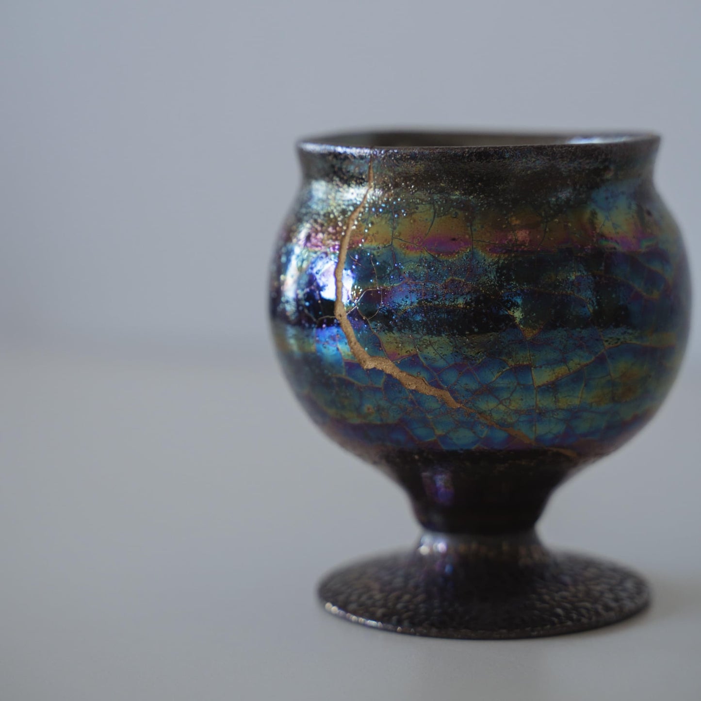 Close-up of Kintsugi Goblet "The Dawn Starry Sky" side, highlighting the intricate Kintsugi repairs