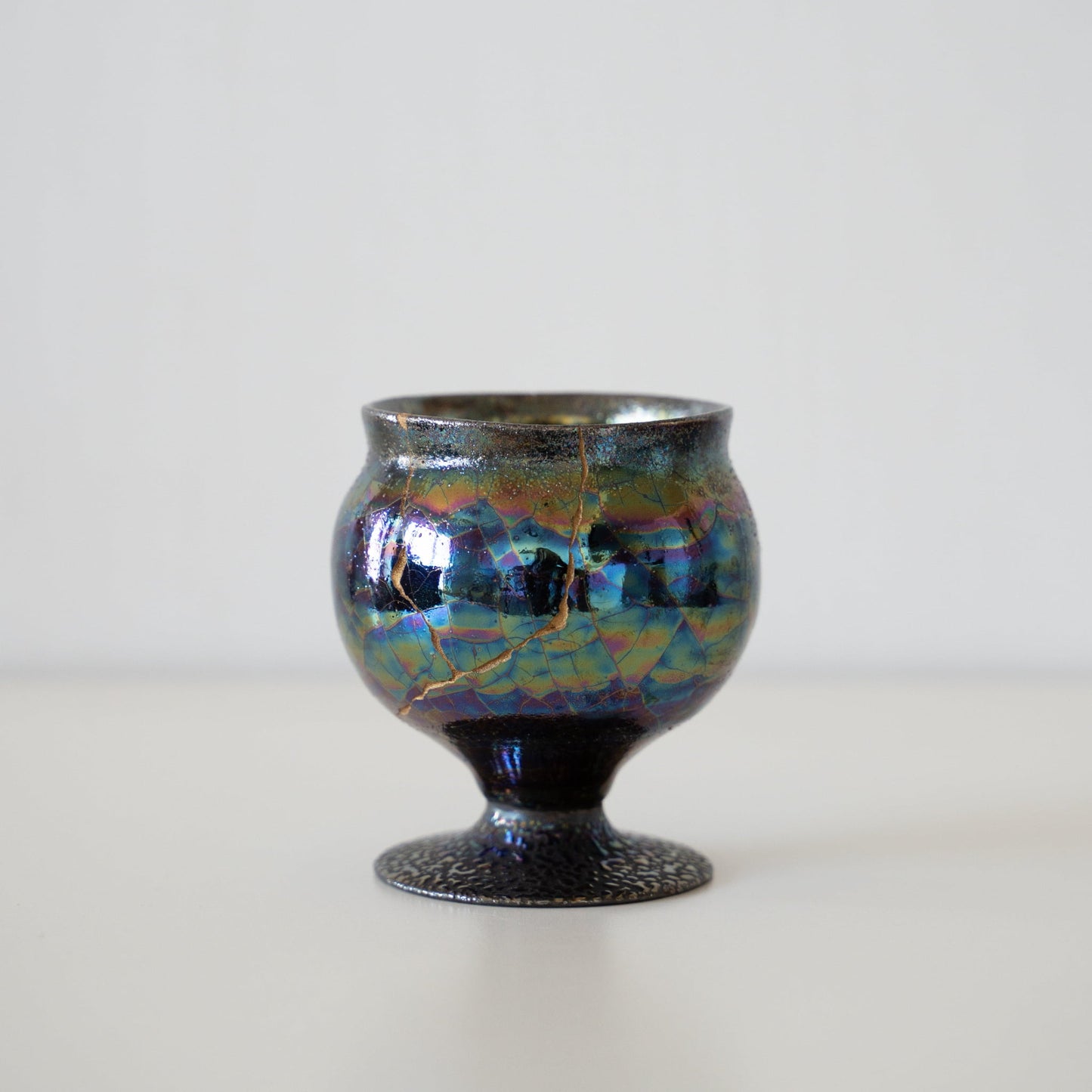 Kintsugi Goblet "The Dawn Starry Sky" in a white background