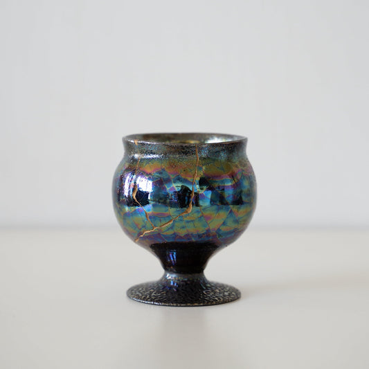 Kintsugi Goblet "The Dawn Starry Sky" in a white background