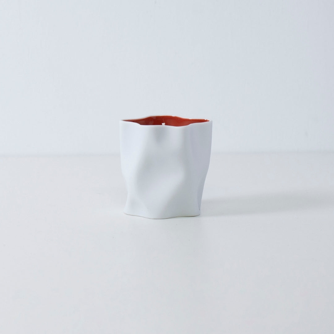 Japanese candle AKAFUJI with bergamot, lavender, and Japanese Incense in red Seto porcelain holder