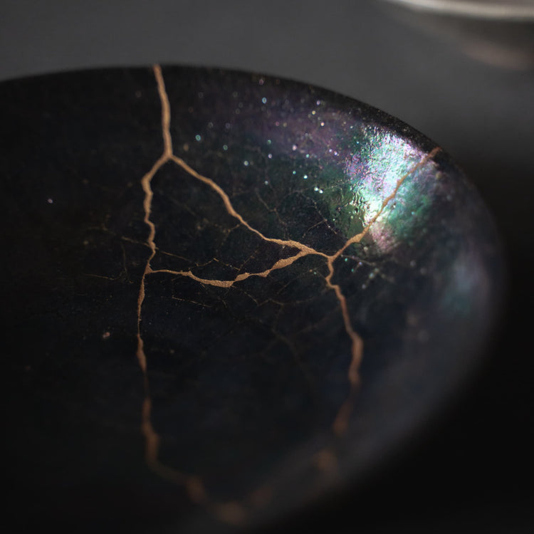 Kintsugi Keyboard Kintsugi & Wabi Sabi: Die Kunst der Goldreparatur | Keramik Guide ...