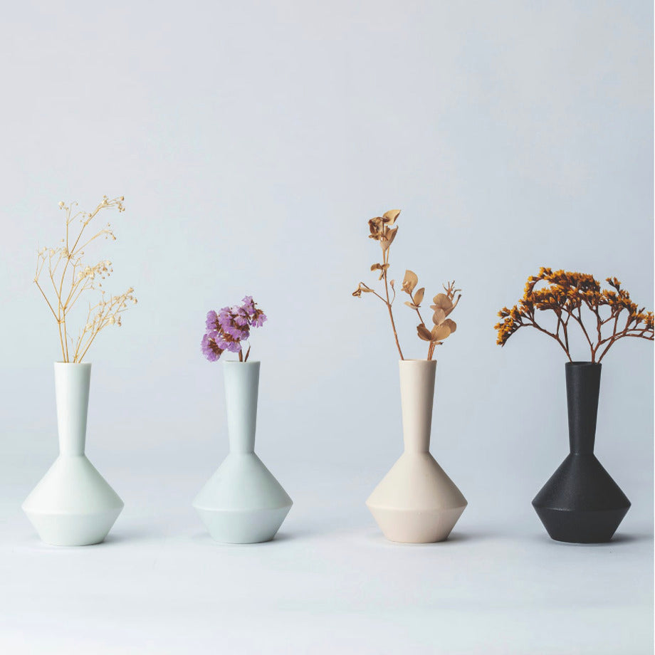 Japanese Single Flower Vase – 4 Color Mino Ware Vases for Minimalist Ikebana Flower Arrangement