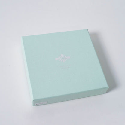 Box of Japanese aluminum plate by Kanamori Alloy