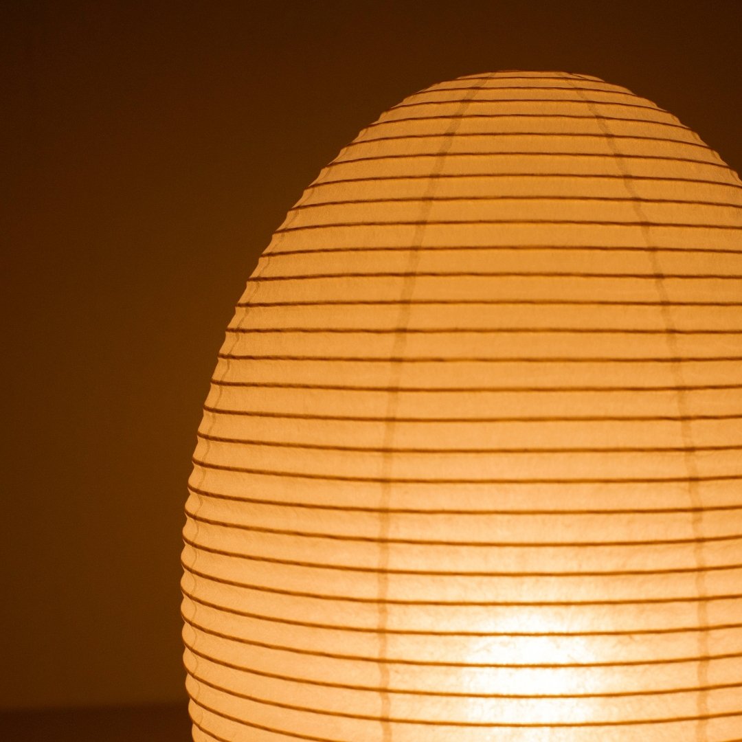 Close-up view of Japanese paper floor lamp "paper moon 01" – Japandi style Mino Washi lamp