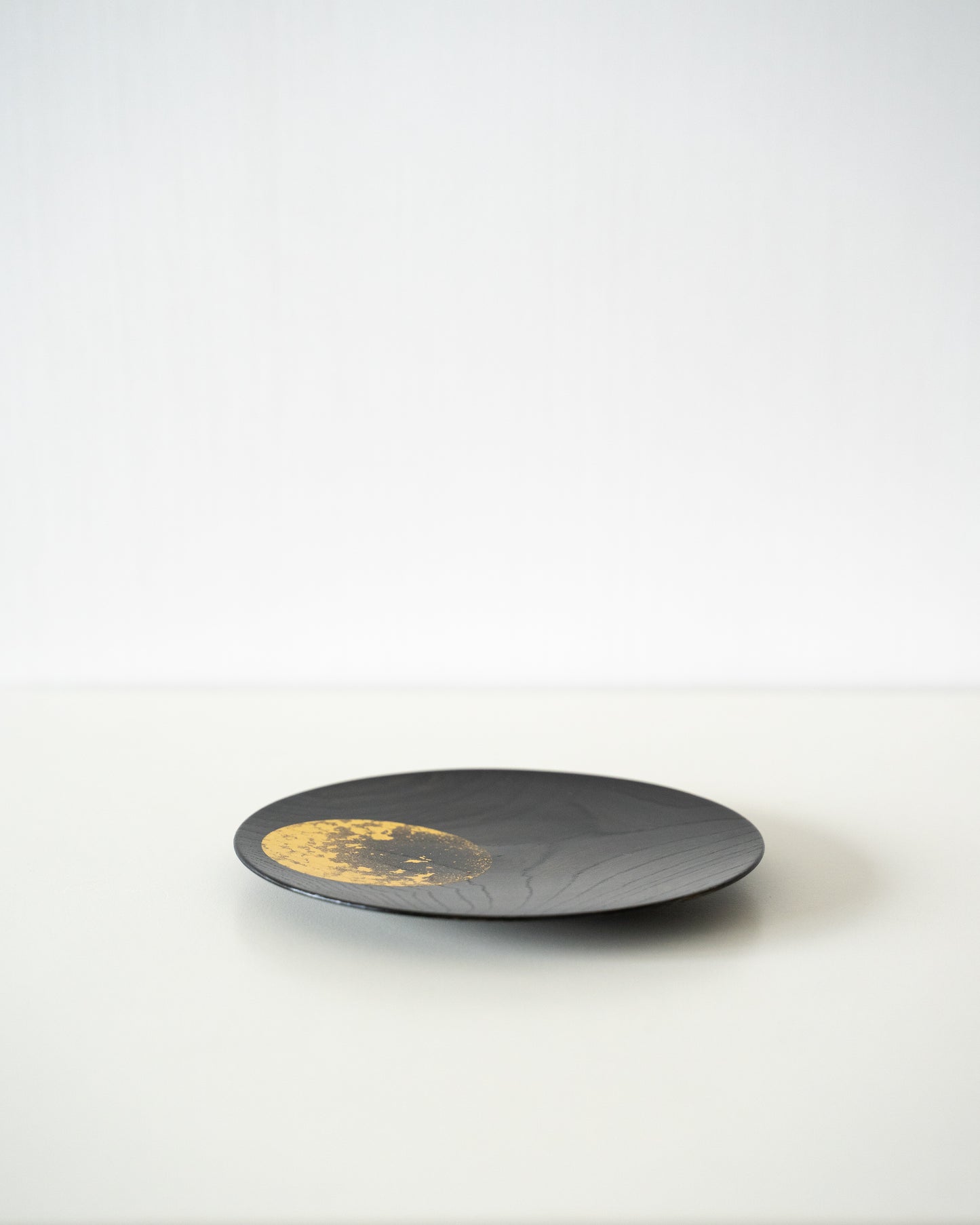 Hazy Moon - Gold Leaf Lacquerware Plate