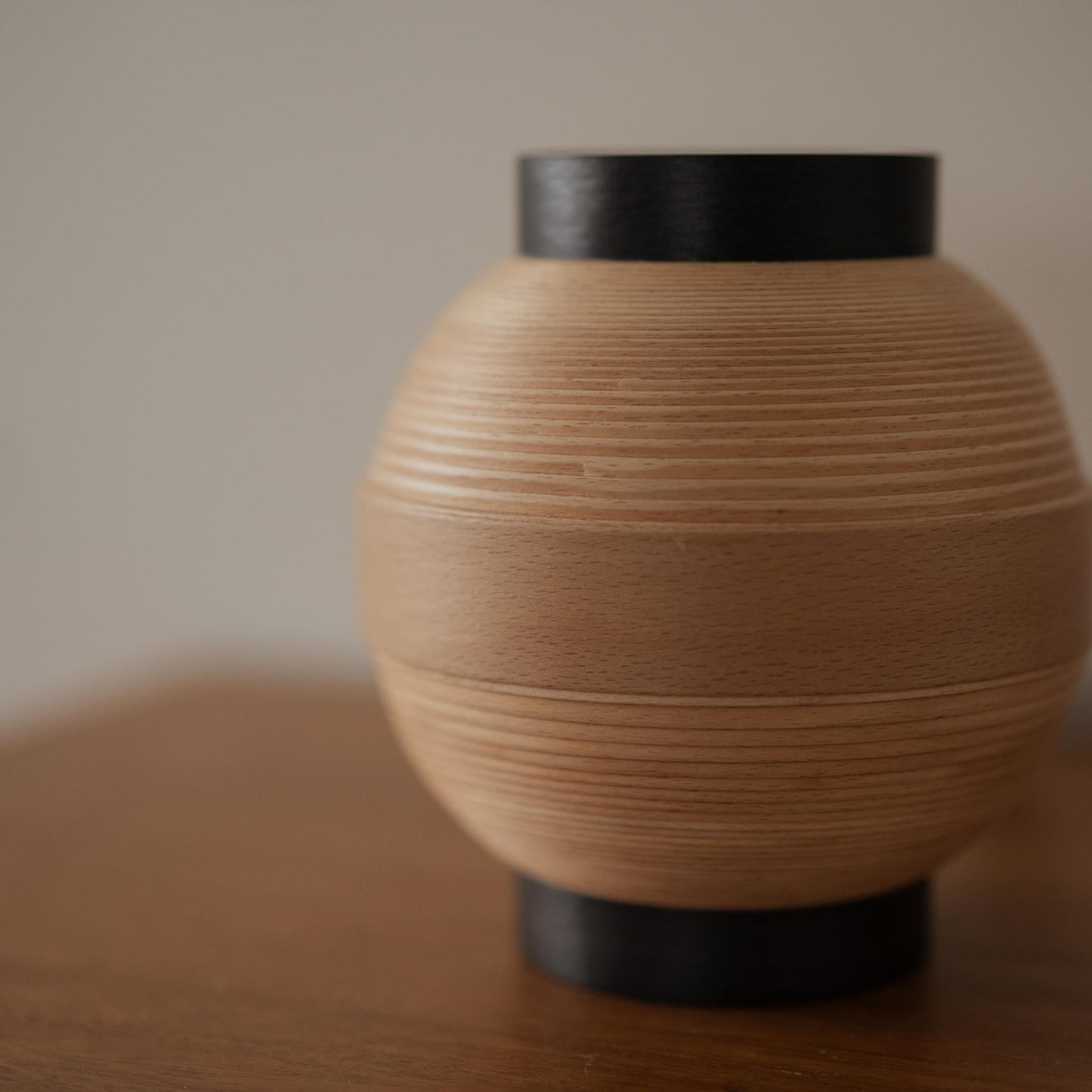 Handcrafted Japanese Table Lamp Chochin 02 Rounded Beech Wood Light Lamp