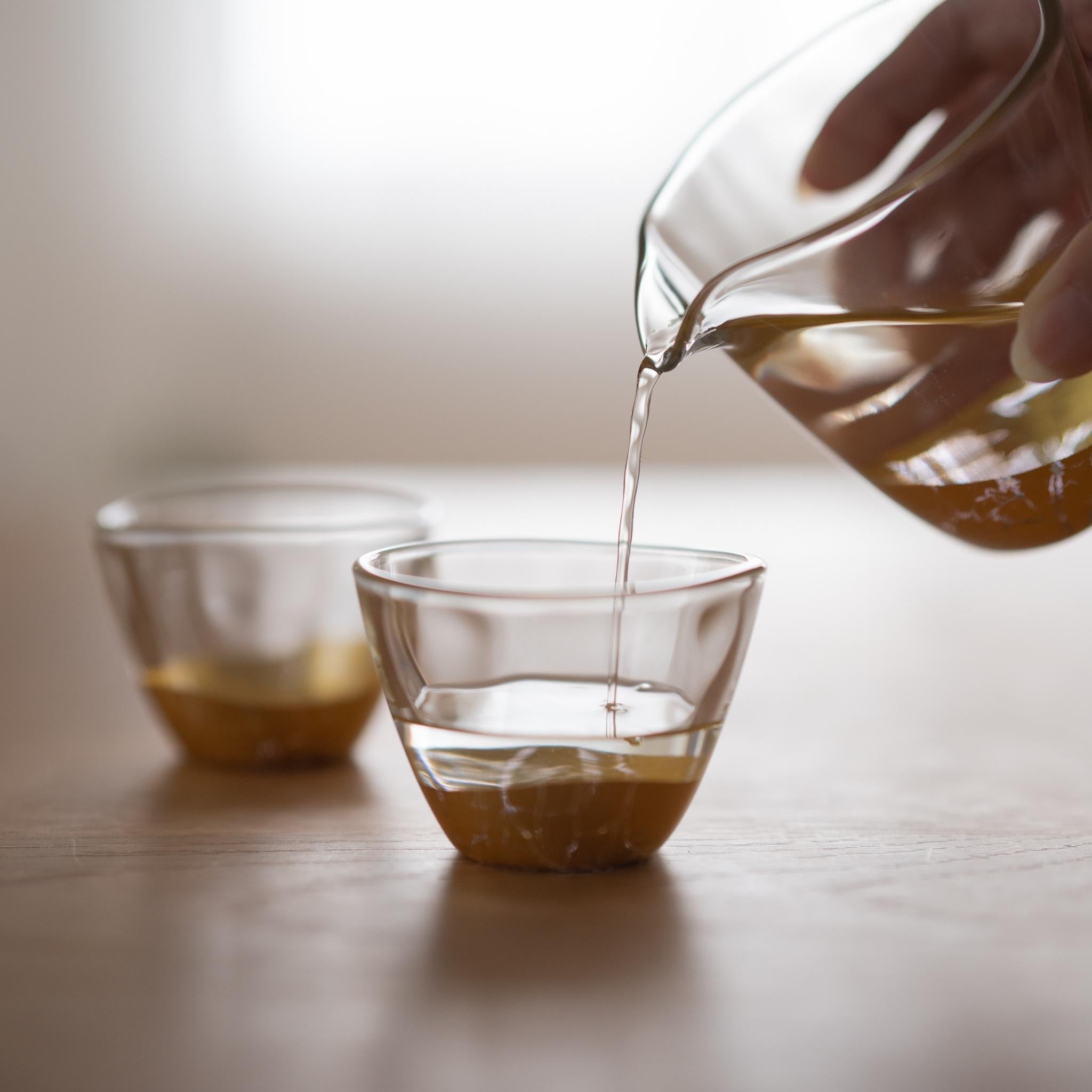 Japan sake cup set with gold leaf – refined sake glasses and bottle for modern minimalist table