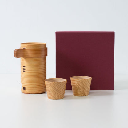 Japanese sake set made of Akita cedar by a 76-year-old craftsman using traditional Magewappa bending techniques.