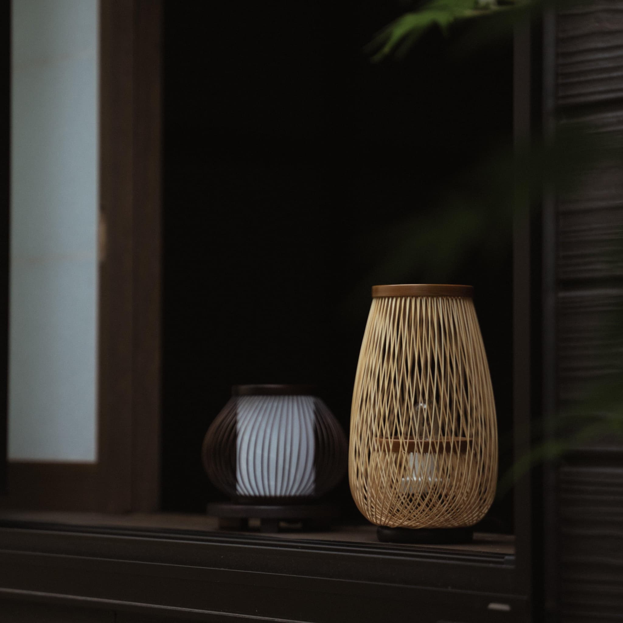 Japanese Bamboo Table Lamp "Flower Bud" on a table in Japanese style living room.