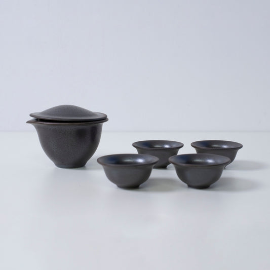 Black Japanese Hōhin tea set for four with teapot and cups – compact Mino ware Japanese tea set