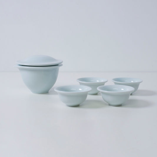 Pale blue Japanese Hōhin tea set for four with teapot and cups – elegant Mino ware Japanese tea set