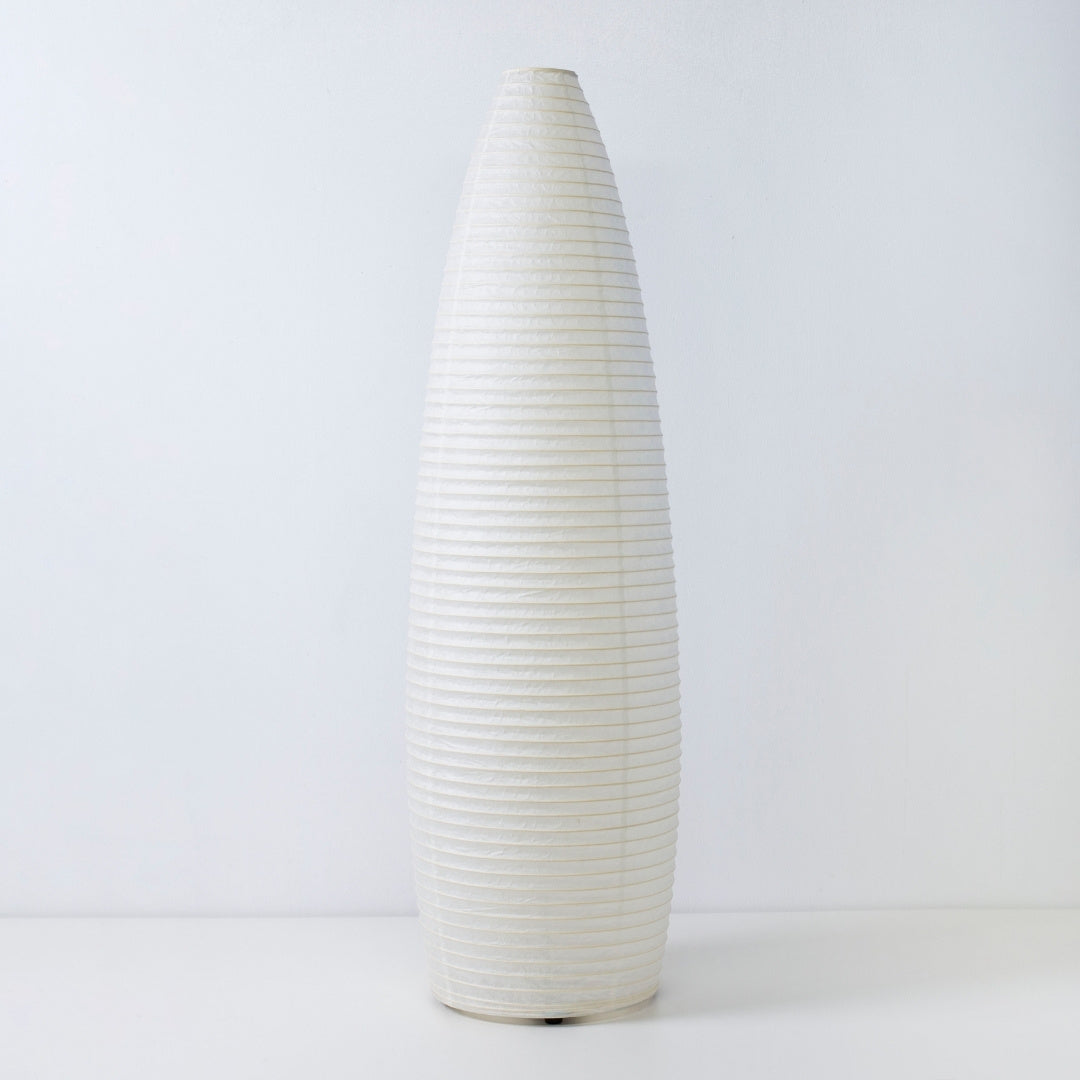 Japanese paper floor lamp "paper moon 13" – tall vertical Mino Washi lamp with serene warm glow