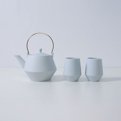 Pale blue Japanese teapot set with yunomi tea cups – handcrafted porcelain Japanese tea set
