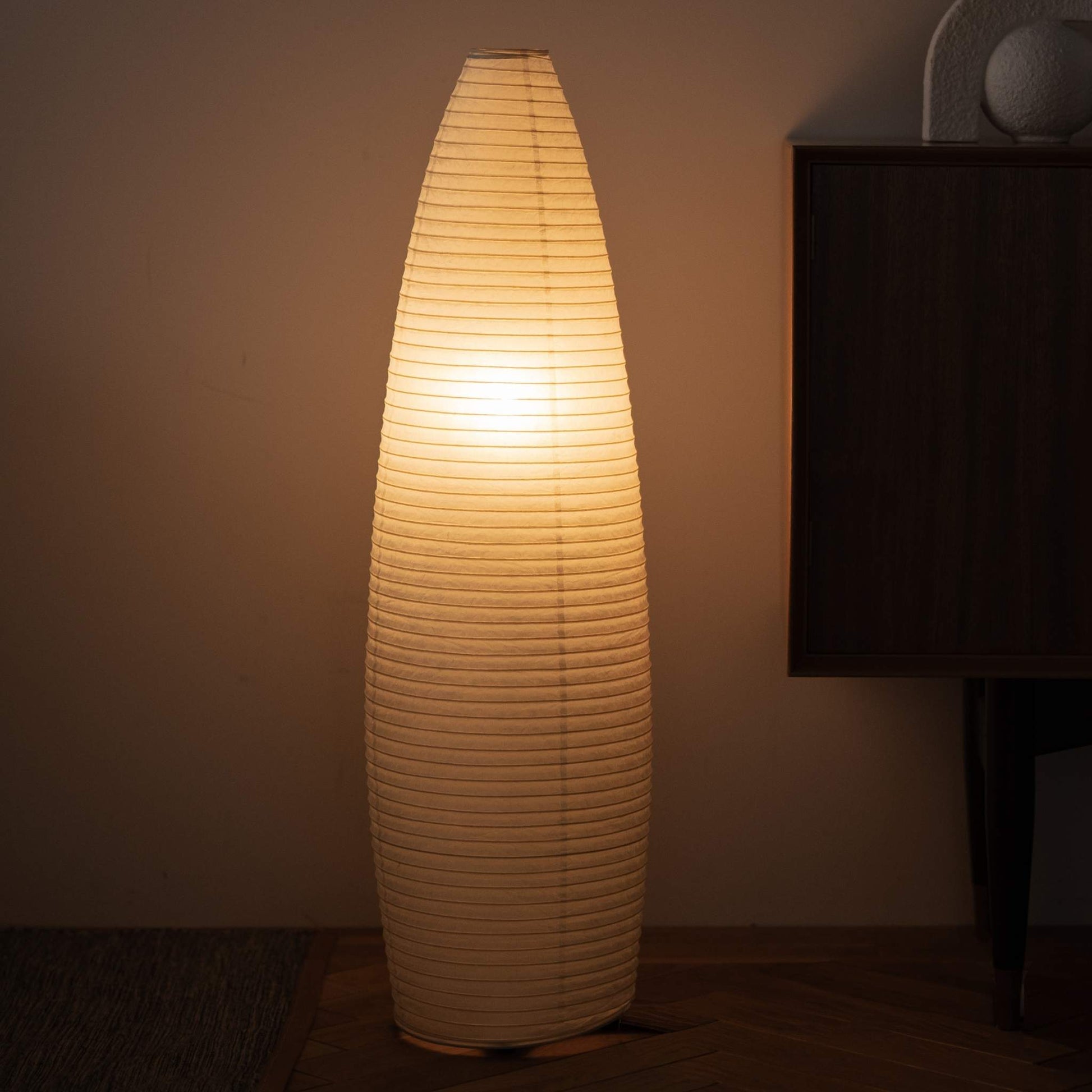 Japanese Washi Floor Lamp Paper Moon 13 – Soft Glow Lighting for Japandi Living Room
