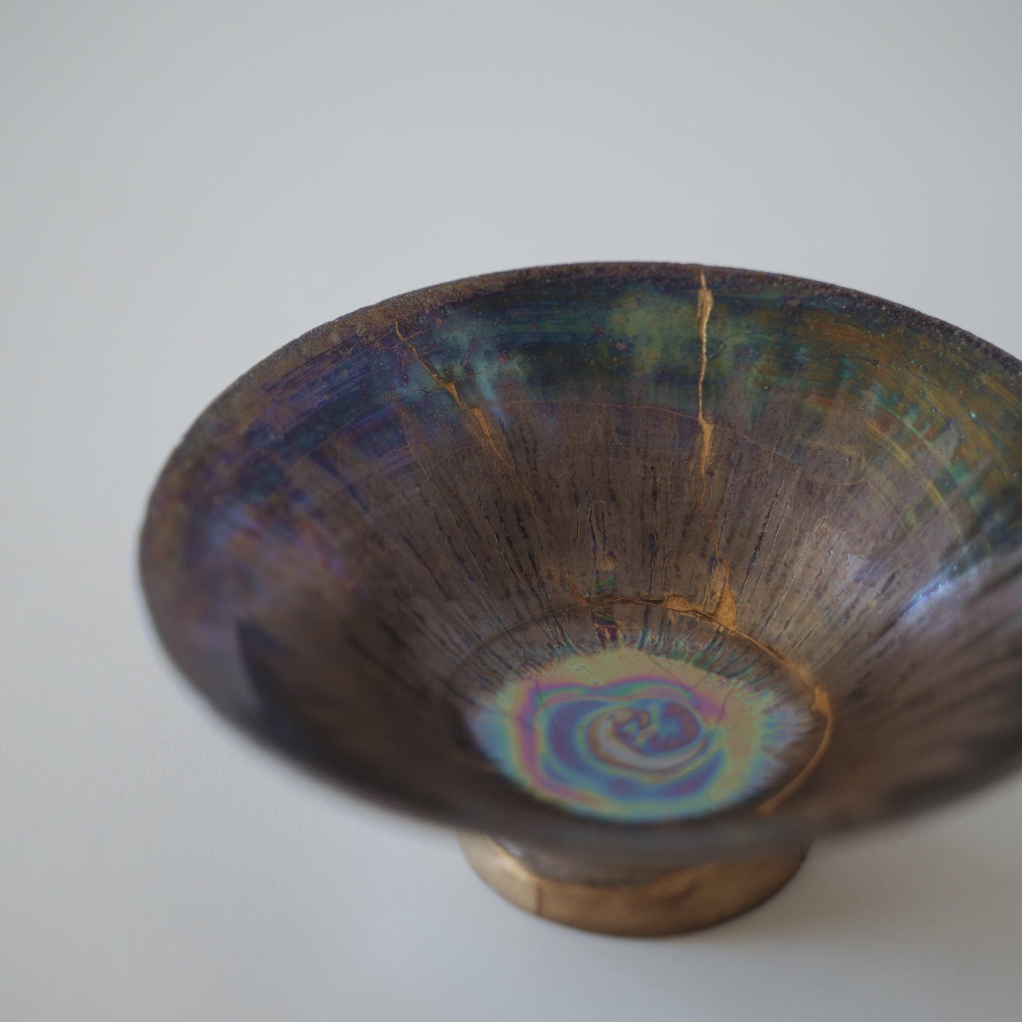 Top view of Kintsugi Bowl "Iris Rose", showcasing the unique "Iris Rose" pattern