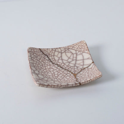 Top view of Kintsugi Square Plate "Vermilion Crackle" 03, showcasing its elegant design