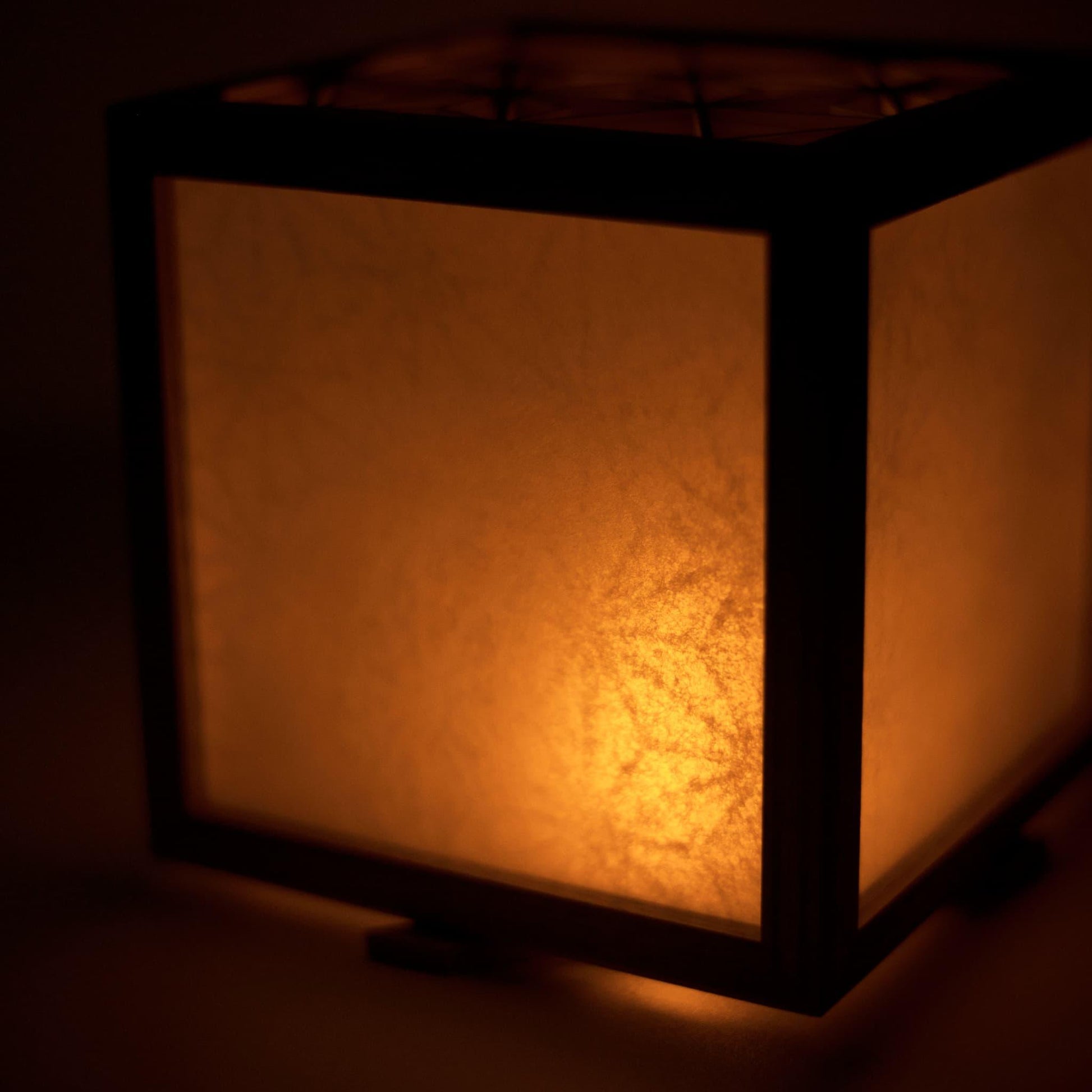 A medium-sized kumiko lighting cover with a beautiful asanoha pattern on washi paper.