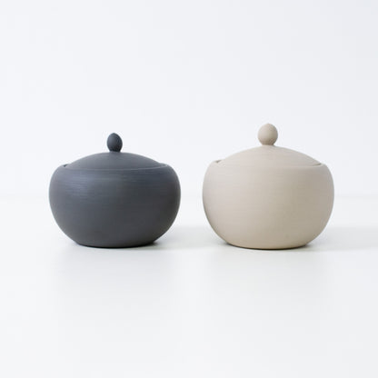 Two color types of Japanese incense burner "Apricot" for zen room and minimalist Japanese decor