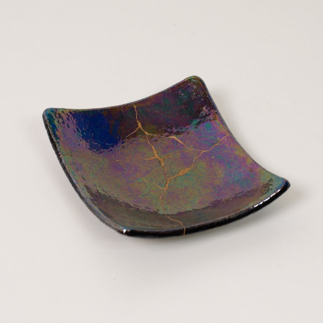 Wabi sabi style kintsugi square plate 04, thoughtful zen gift representing resilience and traditional Japanese craftsmanship.