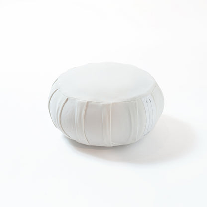 Japanese meditation cushion zafu "ZAF MOMENT" medium, moonlight white, kapok - Round pleated design for zen and yoga meditation.