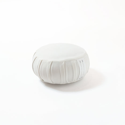 Japanese meditation cushion zafu "ZAF MOMENT" small, moonlight white, kapok - Round pleated design for zen and yoga meditation.