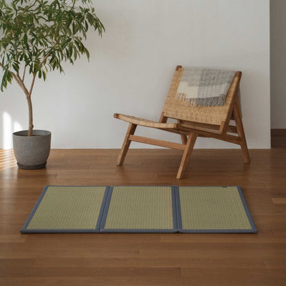 Comparison of five panel and three panel asanoha tatami mats laid side by side on a wooden floor.