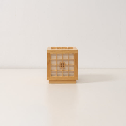 Japanese Wood Table Lamp Honoka, Natural, Aomori Hiba - Japanese Lamp with Kumiko woodworking